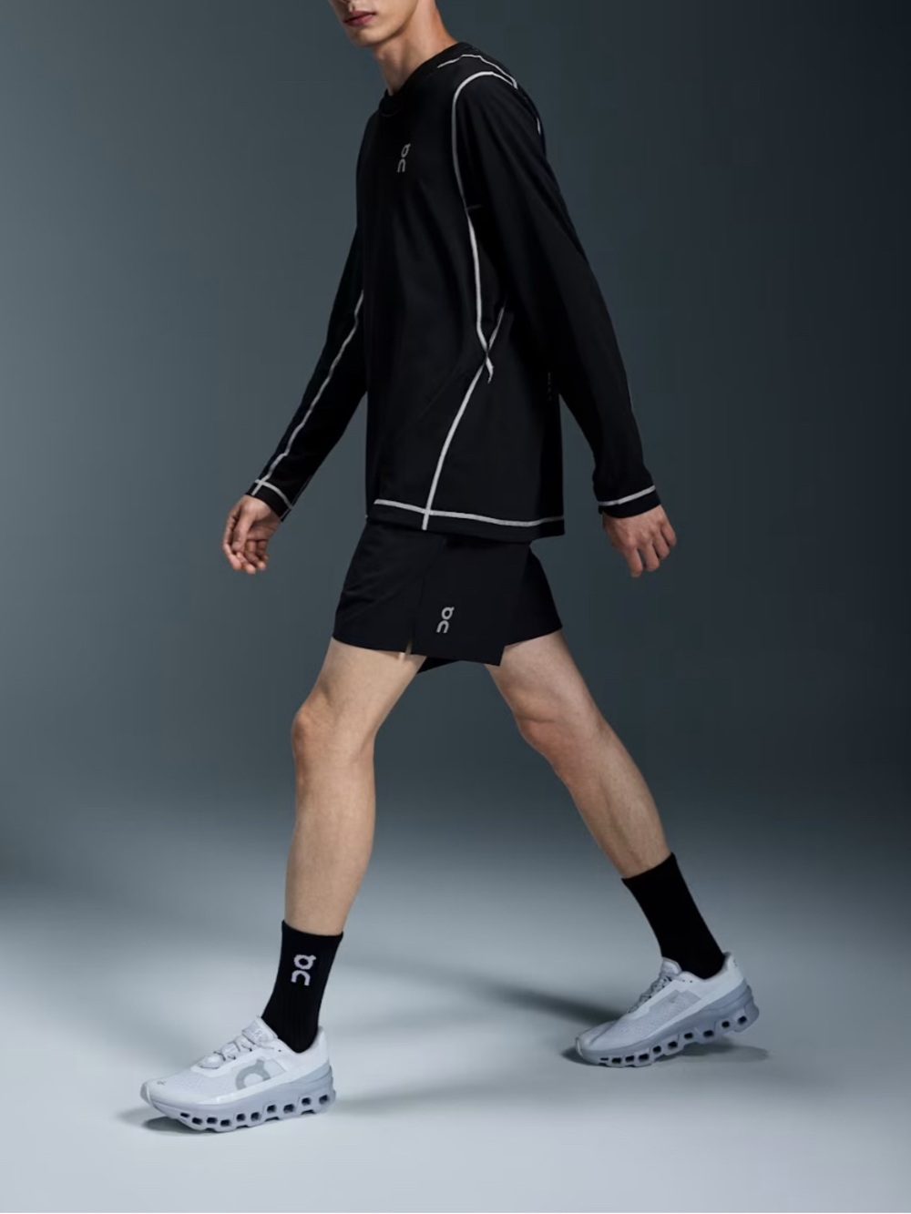 NWT Mens On Running 5in Performance Black Shorts
